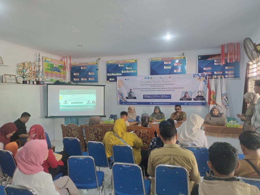 Digitalisasi Pembukuan UMKM Desa Bersama Dosen Akuntansi Universitas Bengkulu